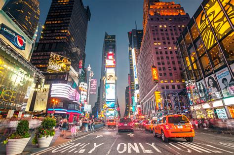 Station (broadway) and 7 av. Night Shot Of Times Square New York Stock Photo - Download ...