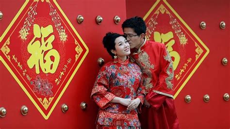 China Cracks Down On Wedding Extravaganza And Extreme Pranks Bbc News