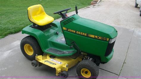 John Deere Lx 186 Lawn Mower In Wamego Ks Item C1039 Sold Purple Wave