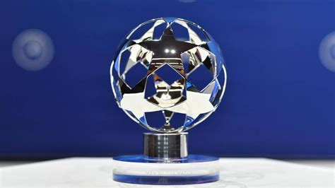 See more of uefa champions league on facebook. La Champions League estrena nuevo trofeo a partir de los ...