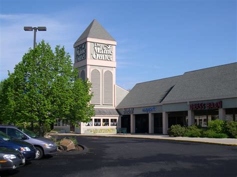 Located at the gateway to maine, kittery has been a vacation destination for over 100 years. Kittery Premium Outlets: UPDATED 2021 All You Need to Know ...