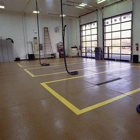 Epoxy flooring systems can require one to seven coats to apply. Epoxy Fitness Flooring | Epoxy Floor