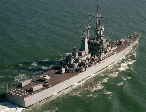 Uss Virginia Cgn 38 Guided Missile Cruiser Us Navy