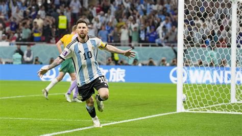 Fifa World Cups Lionel Messi Scores Most Goals Overtakes Maradona