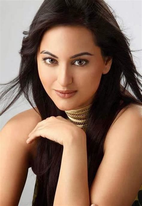 Sonakshi Sinha Hd Poster Exclusive Models Gallery