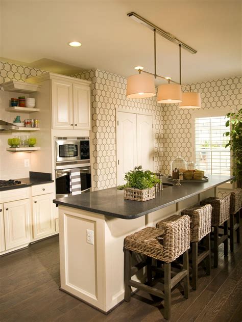 Beautiful Cottage Kitchen With Graphic Wallpaper Hgtv