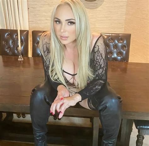 Get The Scoop On Mary Carey Net Worth WhatIsTheNetworth