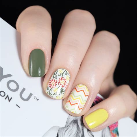 15 Diseños De ‘nail Art Que Son Perfectos Para Uñas Cortas Moda Y Estilo