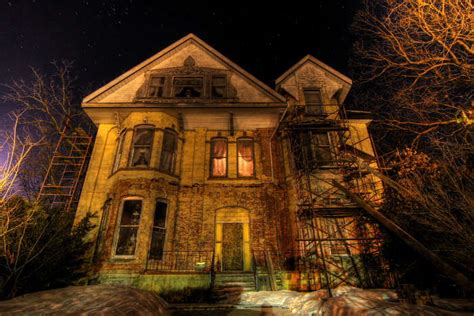 10 Most Haunted Places In London Thatll Scare The Crap Out Of You