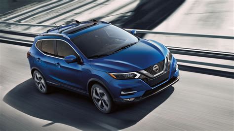 Discover all the key features of the 2020 nissan rogue sport crossover and the differences between the trim levels in this walkaround and review of the. 2020 Nissan Rogue Sport Receives Redesign & New ...