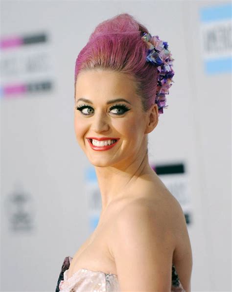 Katy Perry A Big Winner At The People S Choice Awards