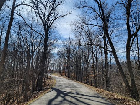 577 acres in Wood County, West Virginia