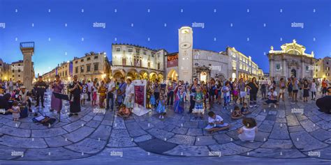 View Of Summer Evening In Dubrovnik Alamy