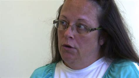 Kentucky Clerk Who Refused To Issue Marriage Licenses To Gay Couples