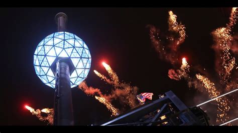 Times Square Ball Drop Times Square New Years Eve 2016‏ Youtube