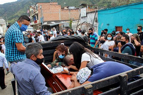 ¿qué Hay Detrás De Las Masacres De Jóvenes En Colombia Cnn