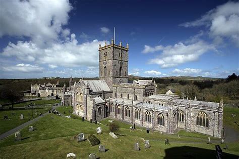 The Twelfth Century Church In Wales • Ann Marie Thomas Author