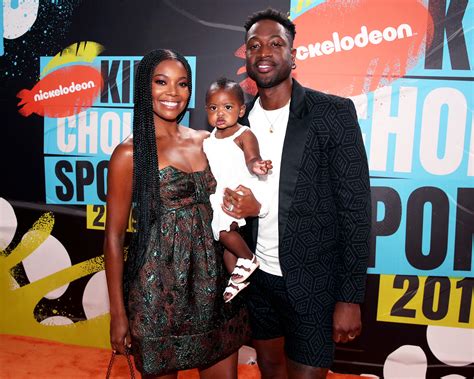 Watch Gabrielle Union, Dwyane Wade's Daughter Kaavia Take First Steps