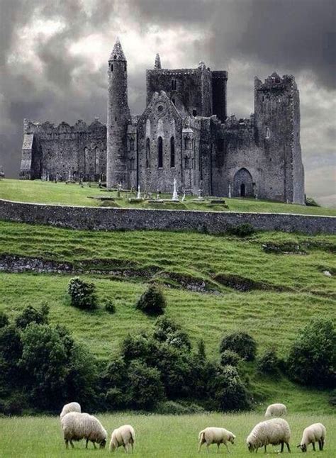 The Rock Of Castle Irlanda