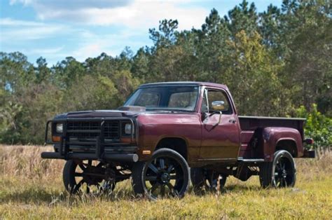 1982 Dodge Stepside 440 4x4 Custom