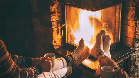How To Stay Warm Inside And Out In Freezing Weather Huffpost Uk Life