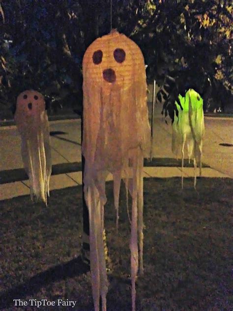 Diy Halloween Spooky Flying Ghosts The Tiptoe Fairy