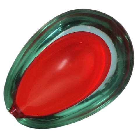 Italian Murano Sommerso Red White Italian Art Glass Bowl Ashtray For Sale At 1stdibs Murano