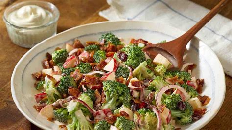 Jan 04, 2018 · this broccoli salad recipe is the best! Broccoli Apple Salad with Dried Cranberries | Apple salad ...