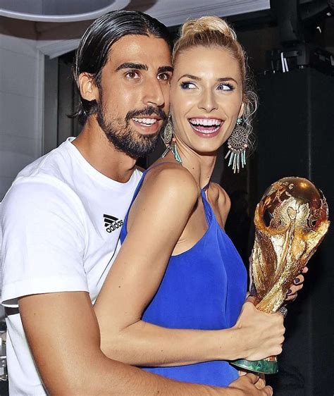 They fit good together and i think they're very cute. Bushido: Darum bepöbelt er Sami Khedira und Lena Gercke ...