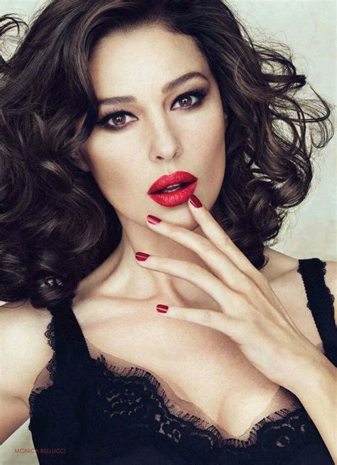 24 Monica Bellucci Hairstyles Hairstyle Catalog
