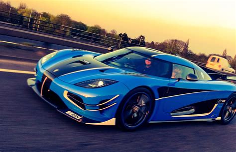 Koenigsegg Agera Rs Hits 242 Mph In Just 13 Miles
