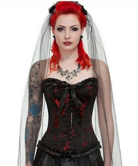 Pin By 🔥lycan🔥 On Dark Beauty Gothic Wedding Gothic Wedding Dress Goth Bride