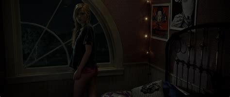 Bella Thorne Sexy Amityville The Awakening 2017 Hd 1080p Thefappening