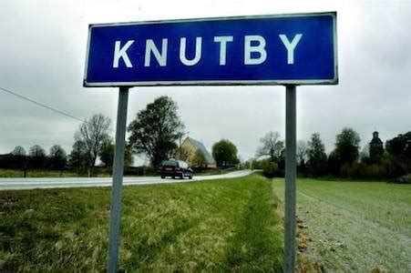 I blind tro undersöker journalisterna martin johnson och anton berg fallet och får människor som inte tidigare pratat att berätta för första gången. AKTUELLT: Sektbildningen i Knutby - varför blev det som det blev? | BibelFokus.se