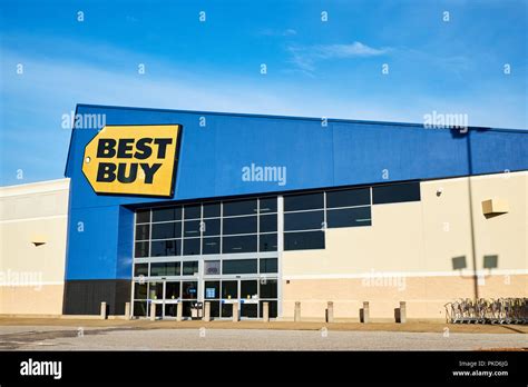 Best Buy Store Hi Res Stock Photography And Images Alamy