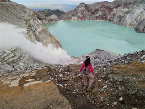 A Complete Guide To Mount Ijen Indonesia Chasing Wow Moments