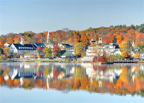 10 Charming Small Towns In New Hampshire Purewow Lake Winnipesaukee