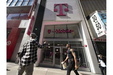 T Mobile To Pay 20m After Outage Led To Failed 911 Calls