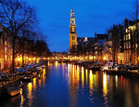 Amsterdam By Night Holiday Deals Cheap Hotels And Flights