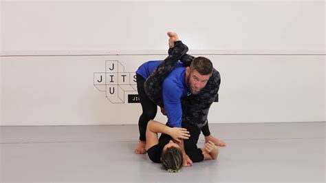 How To Escape The Triangle In Jiu Jitsu 3 Ways Youtube