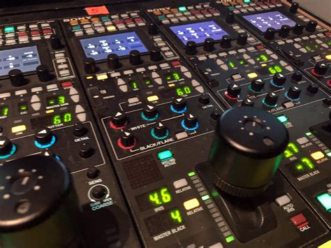 El mediocampista danés cayó desplomado al suelo y hay preocupación. Mehrkamera Showproduktion Live-on-Tape » BMK Media Production