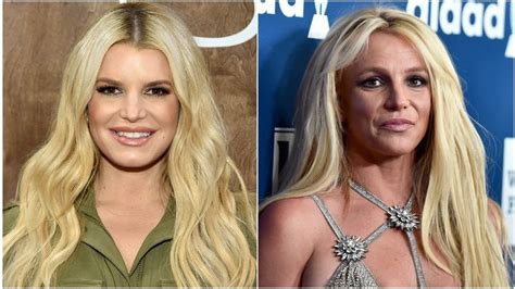 Jessica Simpson Hilariously Reacts To Fan Mistaking Her For Britney Spears