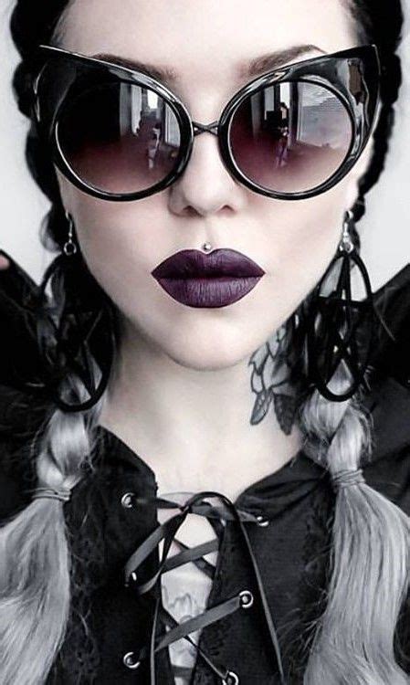 Pin By Konnithevampire On Gothic Beauty 2 Goth Beauty Gothic Fashion