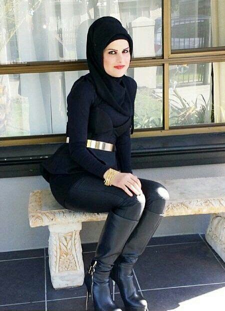 Arab Girls Hijab Girl Hijab Beautiful Muslim Women Beautiful Hijab Curvy Girl Outfits Curvy