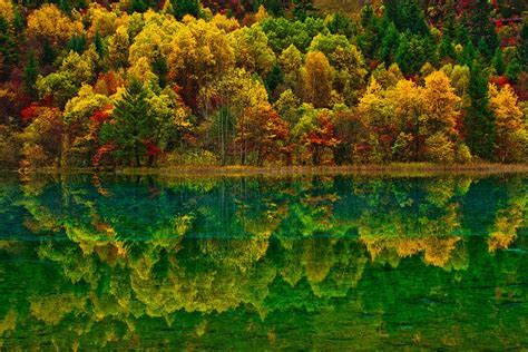 Mirror Lake Clear Water Reflection Daniel Valley Scenery Autumn