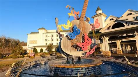 2021 Dollywoods Dreammore Resort And Spa In Pigeon Forge Tennessee