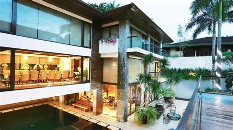 manny  jinkee pacquiaos modern tropical house