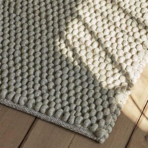 Peas teppich l 240 x b 170 cm hay €645.00* €580.74* peas teppich l 300 x w 200 cm hay €935.00* €841.10* peas carpet l 200 x w 140 cm hay. PEAS Teppich, 100% reine Schurwolle, HAY