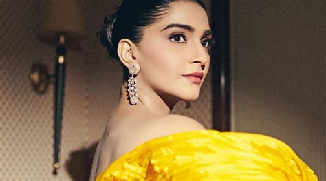 Sonam Kapoor Confesses To Being A Helicopter Mom ‘i Have No Qualms