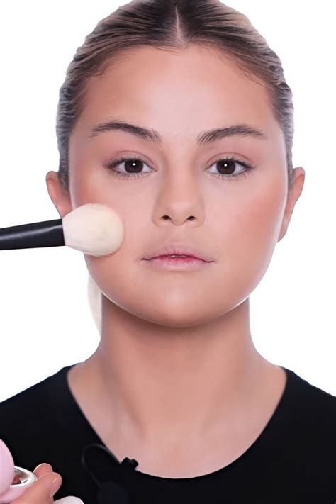 The Ultimate Guide Apply Blush For Round Face In 2024 How To Apply